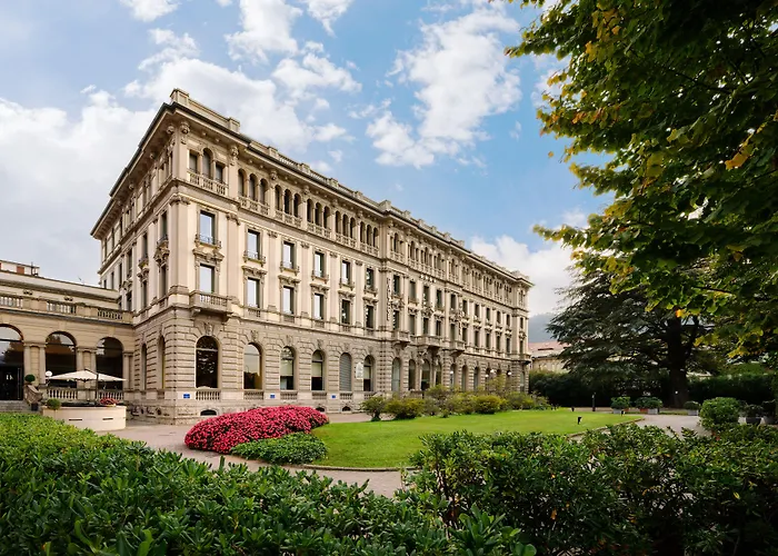 Palace Lake Como